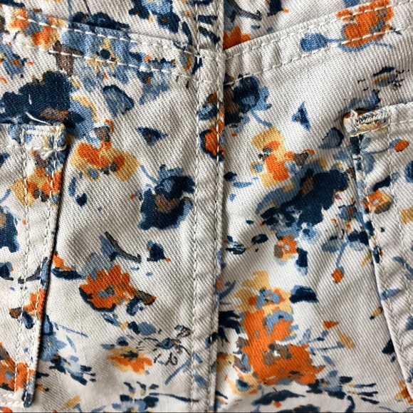 GAP Floral Jean Skirt - Picture 4 of 8